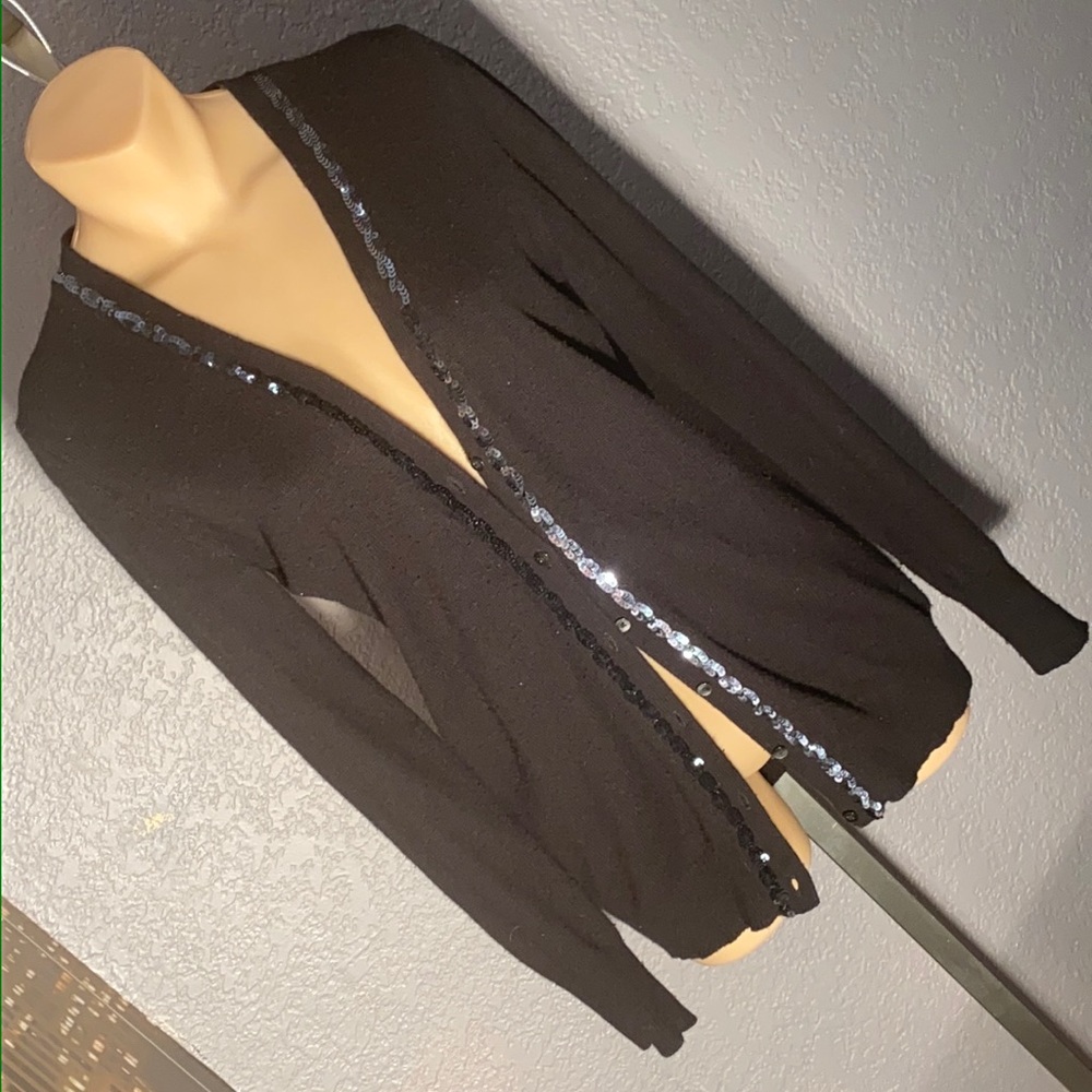 OLD NAVY - button down cardigan w long sleeves & sequin lined opening - M